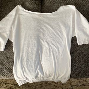 Lamixx Off the shoulder top